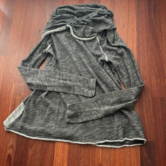 FREE PEOPLE BEACH cowl neck sweater (xs/s) - Picture 2 of 7